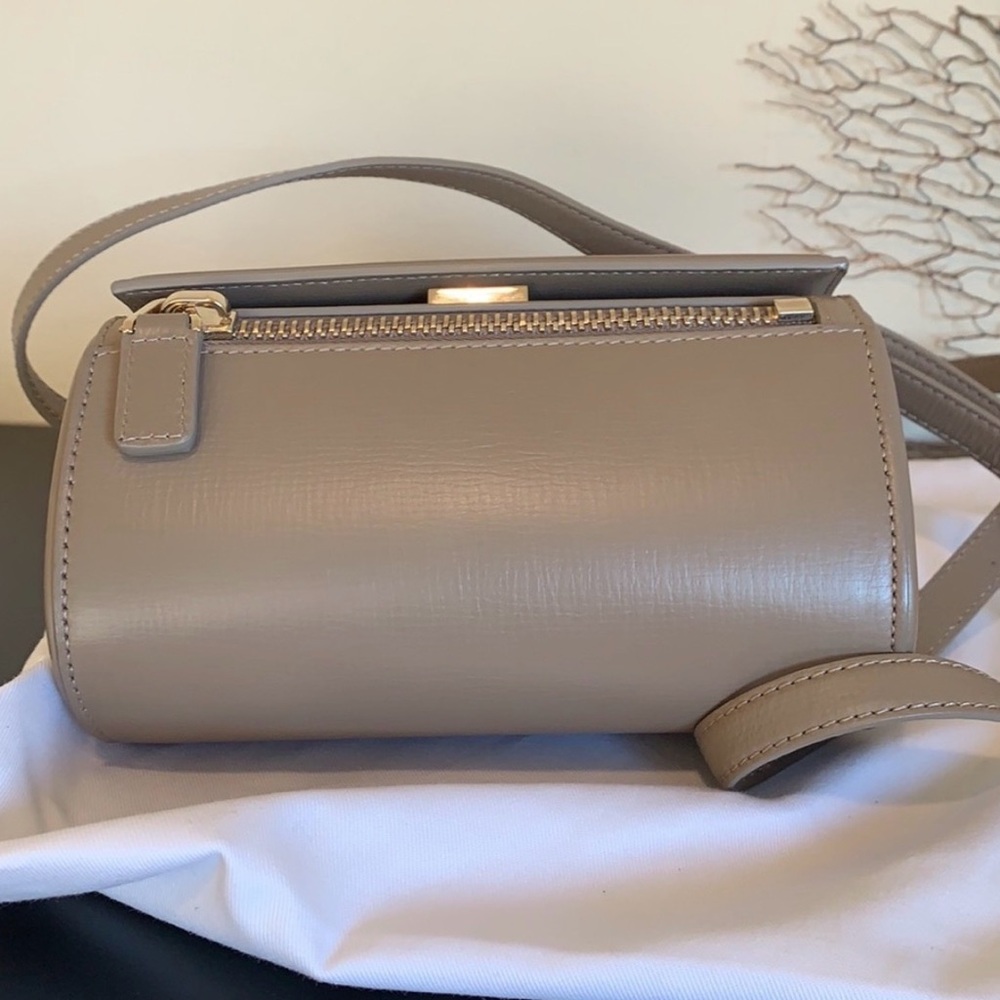 Givenchy Beige Crossbody Bag - Picture 9 of 11